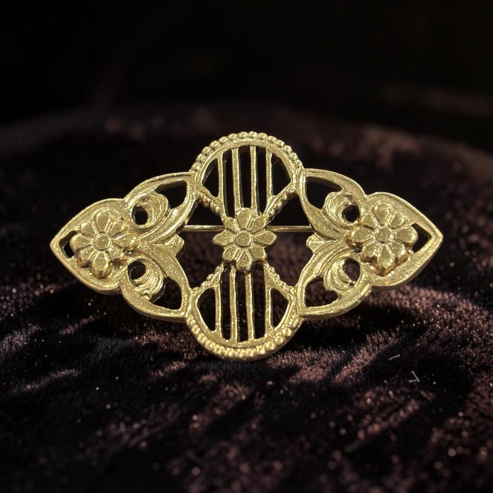 Art Deco Floral Brooch 1928 Jewelry Gold Openwork Filigree Revival